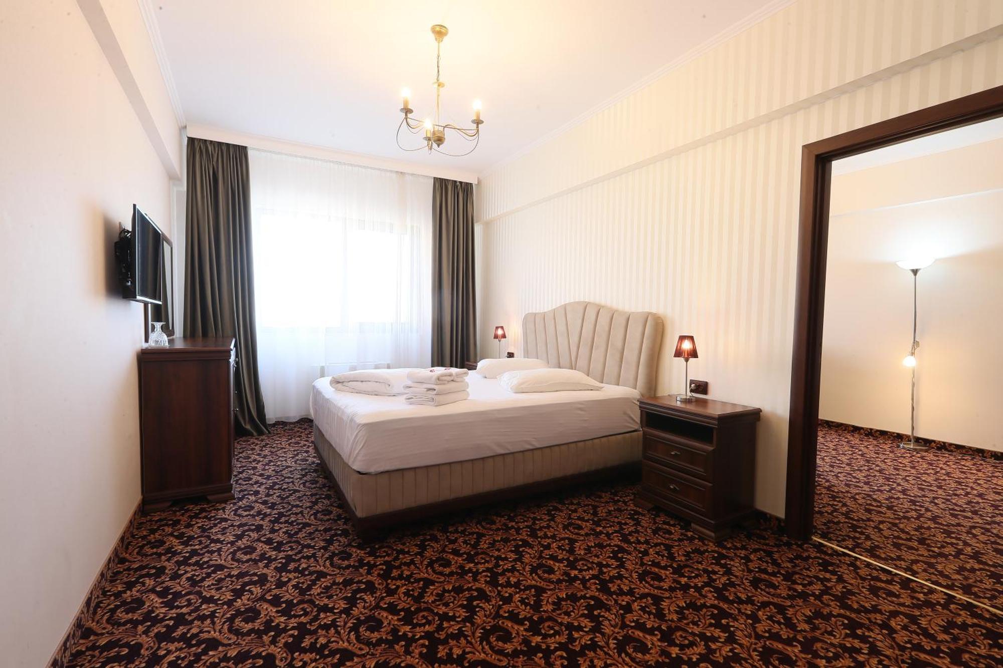 Hotel Impero Oradea Exterior foto