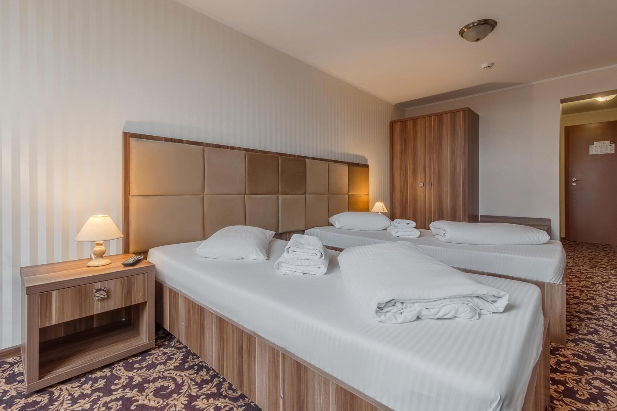 Hotel Impero Oradea Exterior foto